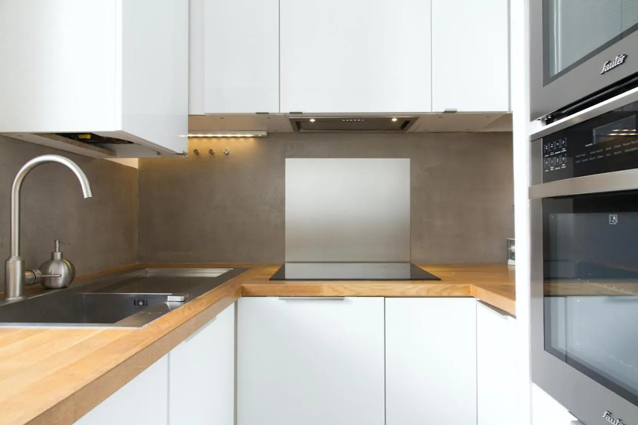 Rue Saint Honore - Louvre City Apartment Paris